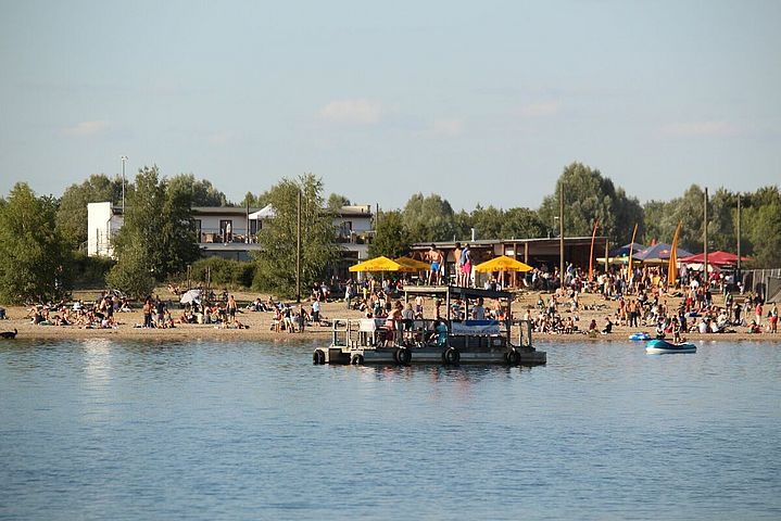 Nordstrand des Cospudener Sees