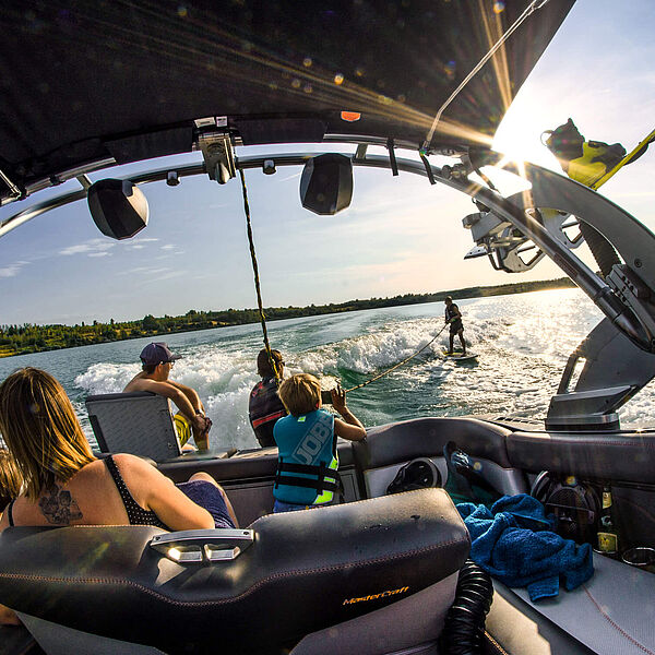 Urlaub Hainer See Motorboot Wake Boarden