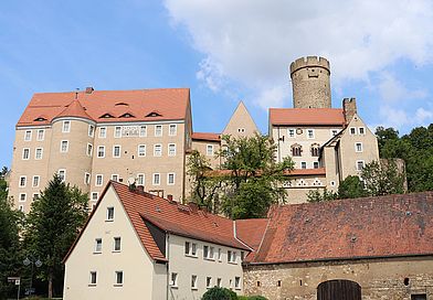 Steinerne Burg auf einem Hügel, © Burg Gnandstein