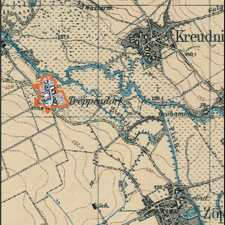 Gelber Kartenausschnitt. Treppendorf ist rot umrandet und liegt an der Pleiße. Nordwestlich von Zöpen, Südwestlich von Kreudnitz.