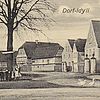  Schwarz-weiß Ansicht vom Dorf. Titel: Dorf-Idyll. Links Menschen unter einem Baum, rechts ein paar Gänse und Fachwerkhäuser.