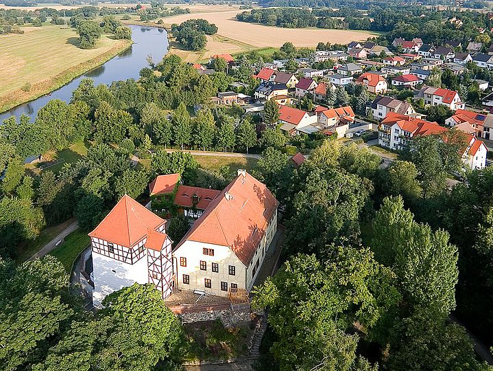 Burg in Bad Düben an der Mulde - ein Ausflug in die Natur