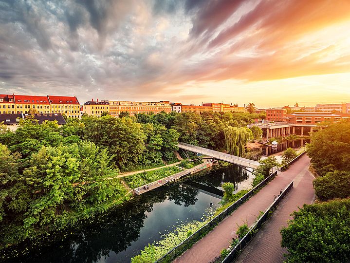 Karl-Heine-Kanal Stelzenhaus Konsumfabrik Industriekultur