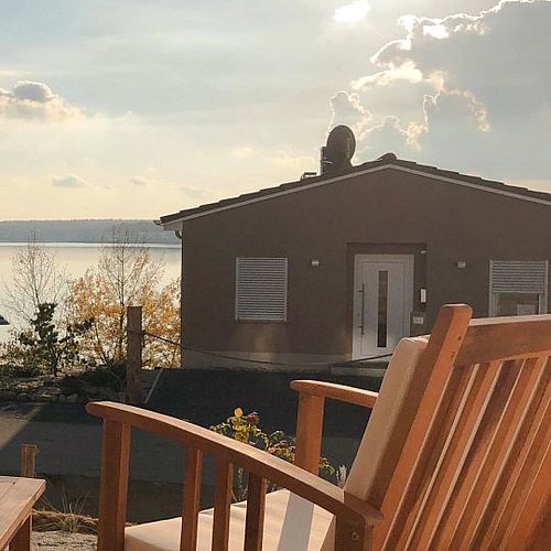 WINTERMAGIE FÜR DICH ❄️ Sich einkuscheln und den Ausblick auf den Hainer See genießen. Deine Pause vom Alltag – in...