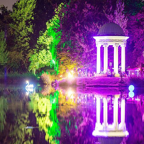 HELLAUF BEGEISTERT Kostet die letzten Sommernächte aus. In der Dämmerung am Hainer See. Oder beim Lichterfest im...