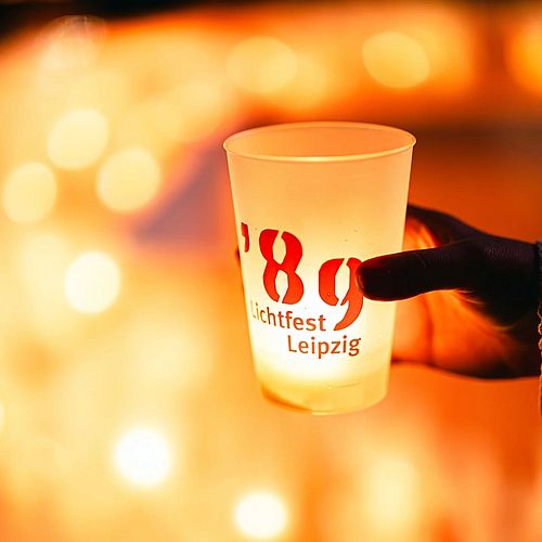 LEIPZIG LEUCHTET Am 9. Oktober verwandelt sich Leipzig in ein leuchtendes Erinnerungsmal – beim Lichtfest 2025. ✨ Zum...