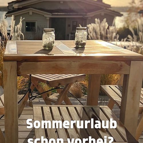 ZEIT ZUM RUNTERKOMMEN Der Herbst am Hainer See ist genau die richtige Zeit zum Durchatmen. Von deiner Ferienwohnung im...