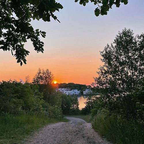 RAD STATT AUTO: VOM SEE BIS NACH LEIPZIG Wer vom Hainer See nach Leipzig will, fährt auf einer der schönsten...
